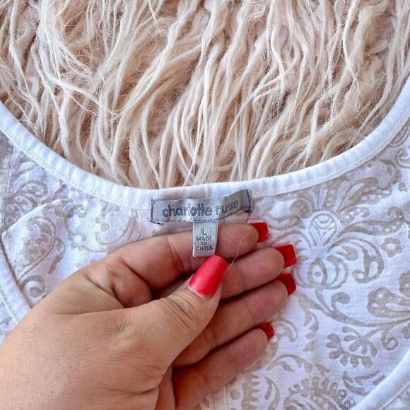 Large Charlotte Russe Tank Top - Picture 2 of 5